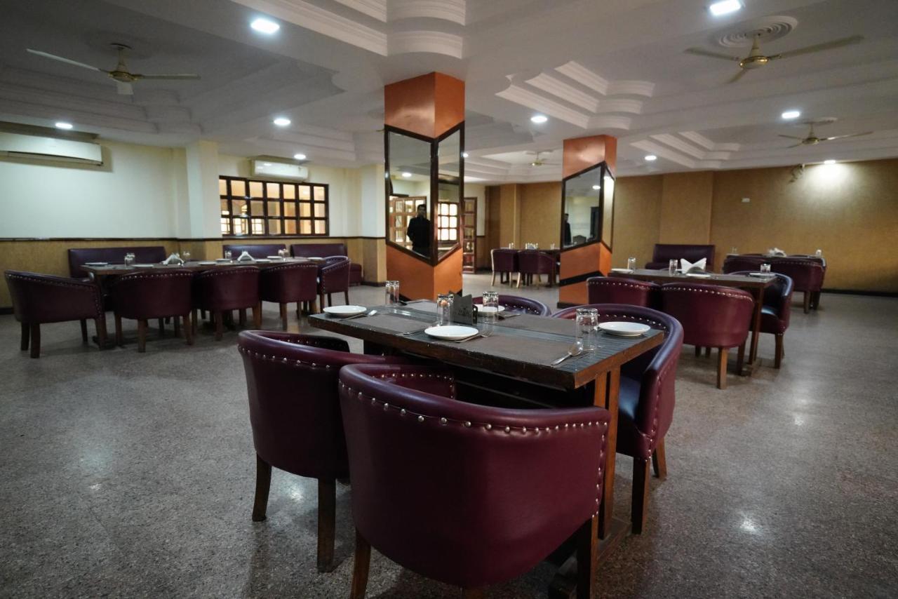 Hotel Gaurab Near Paltan Bazaar Dehradun Exterior photo